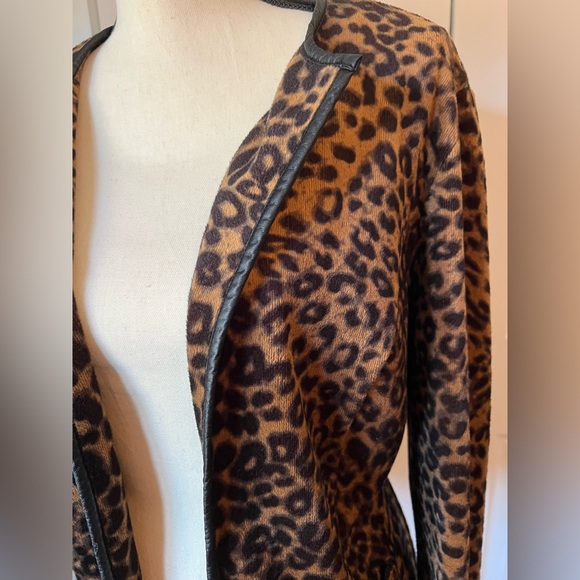 Chico’s Size 1 Open Front Cardigan With Trim, Animal Print - Picture 4 of 7